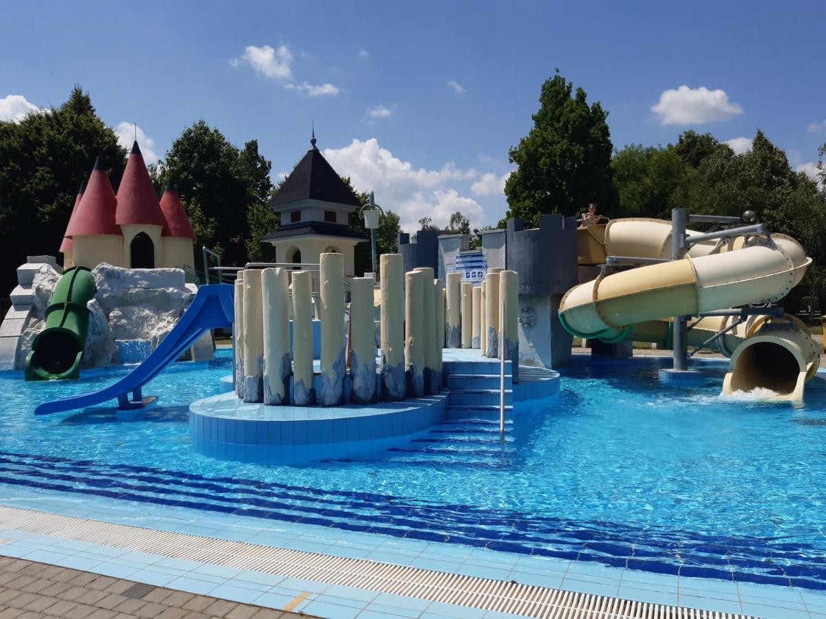 Tukán Apartman Hajdúszoboszló Hajduszoboszlo Exterior foto